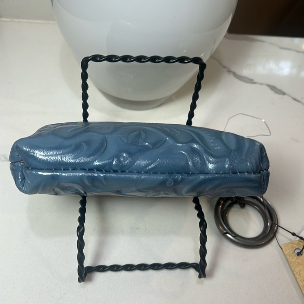 Patricia Nash SAFFLOWER BLUE Large Borse Tooled Leather Coin Bag/Key Fob NWT - Picture 7 of 11